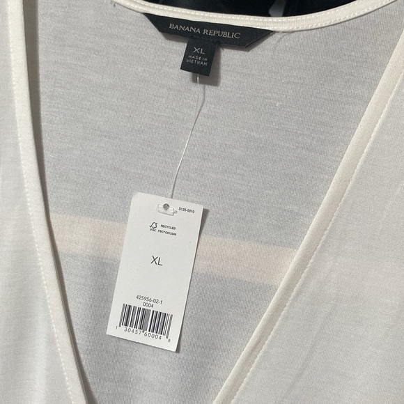 Banana Republic Top - Picture 2 of 4